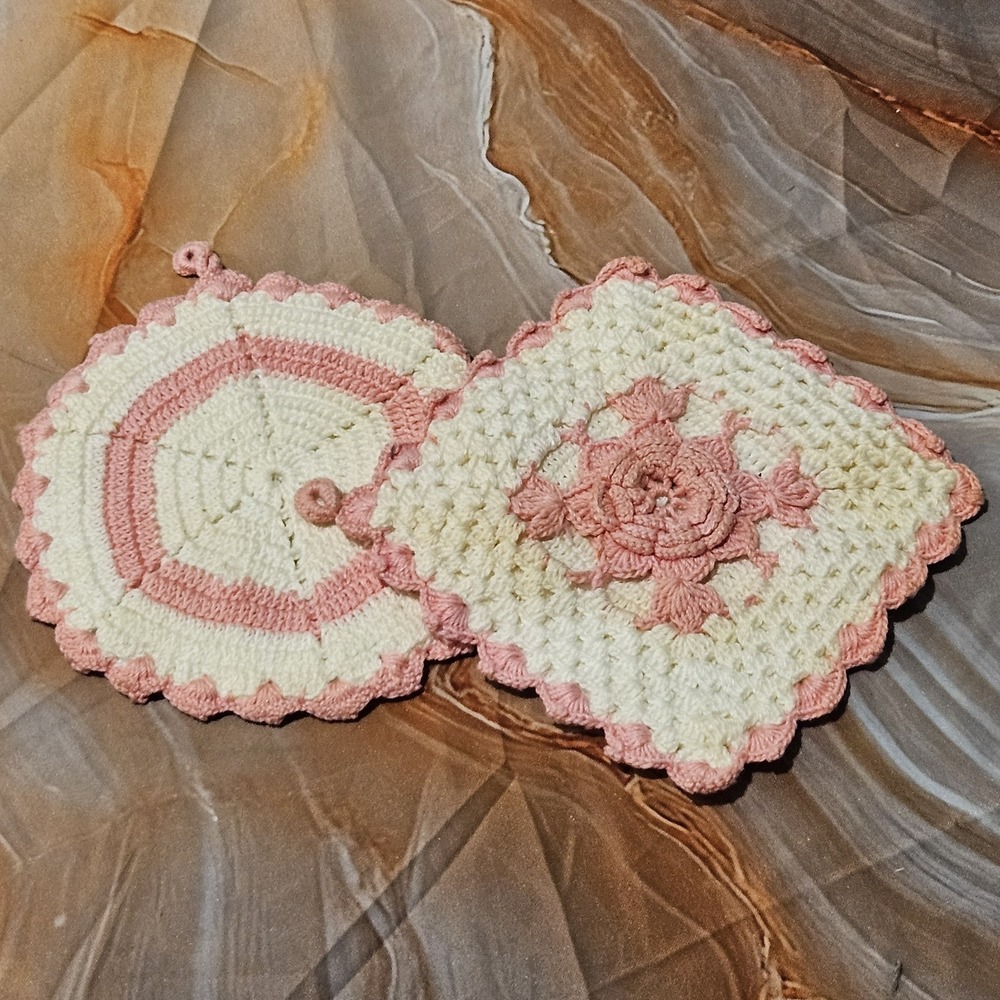 Vintage Crochet Potholders Hot Pads Pink White Rose Round Square Set of 2